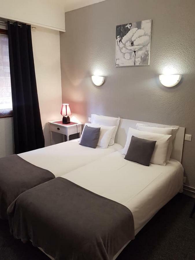 Hotel Les Glycines Prades  Buitenkant foto